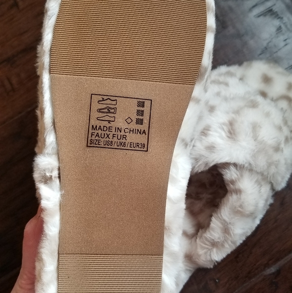 Leopard fur slippers - Picture 2 of 5